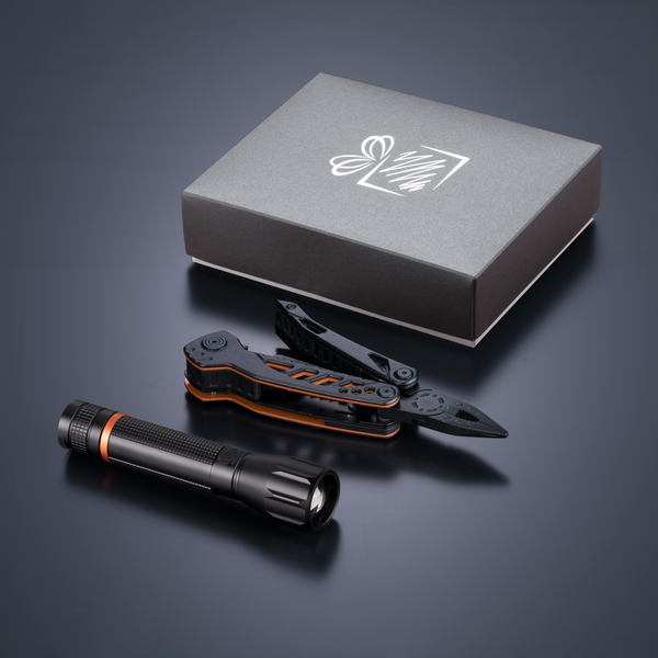 SET OPTIMA I-B: MULTIHERRAMIENTA Y LINTERNA GRANDE