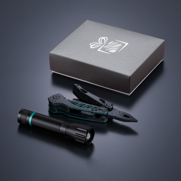 SET OPTIMA I-B: MULTIHERRAMIENTA Y LINTERNA GRANDE